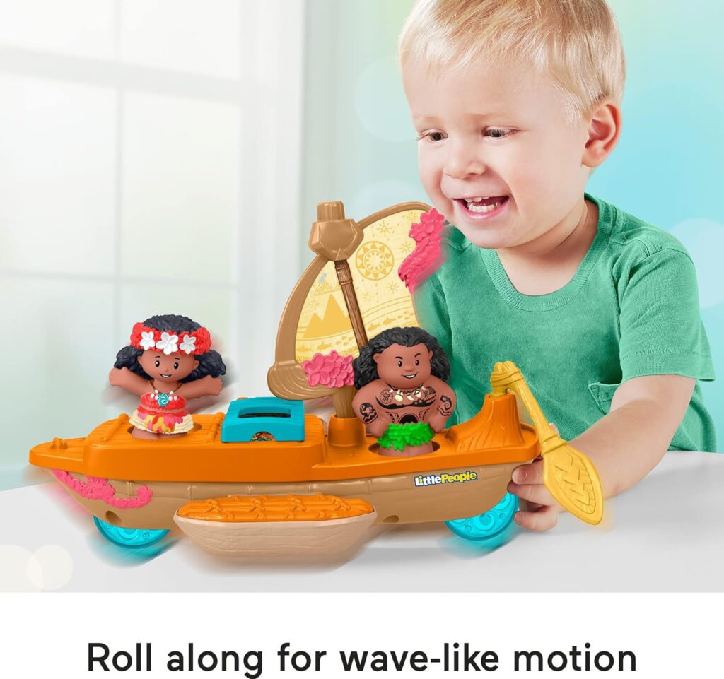 Fisher-Price Little People Toddler Toy Disney Princess Moana  Maui’s Canoe Sail Boat with Figures for Pretend Play Ages 18+ Months​